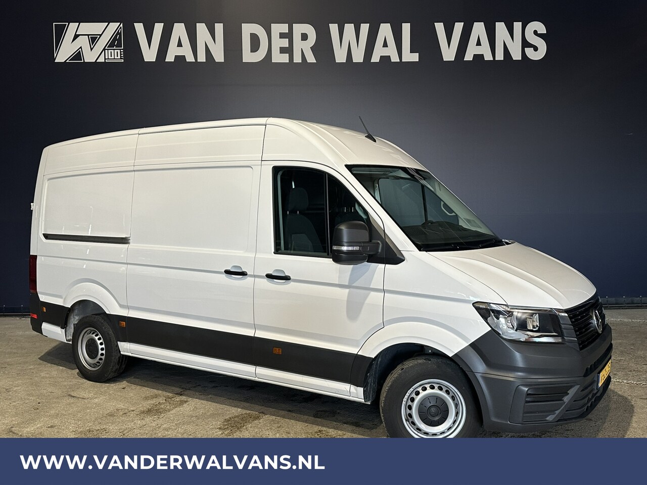 Volkswagen Crafter - 2.0 TDI 141pk **BPM VRIJ voor de Ondernemer** L3H3 L2H2 Euro6 Airco | Camera | Apple Carpl - AutoWereld.nl