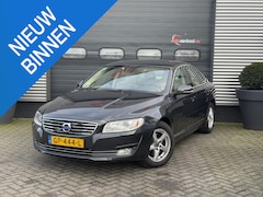 Volvo S80 - 2.0 D4 Momentum | Navigatie | Lichtmetalen Velgen | Trekhaak | Lederen Bekleding | Cruise