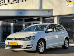 Volkswagen Golf - 1.2 TSI Comfortline - Navigatie - PDC