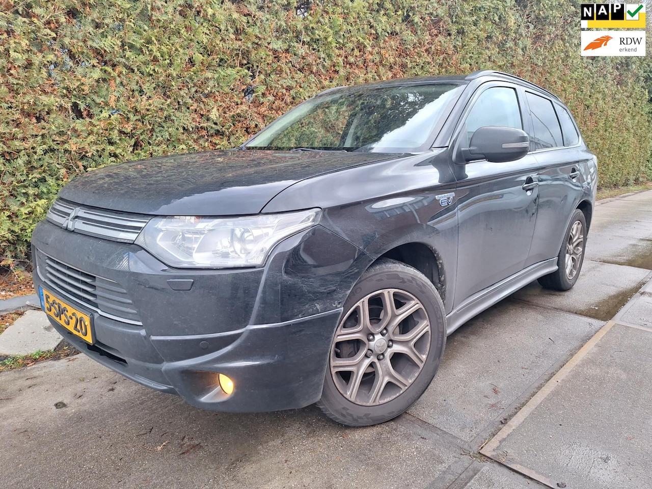 Mitsubishi Outlander - 2.0 PHEV instyle 2.0 PHEV Instyle - AutoWereld.nl