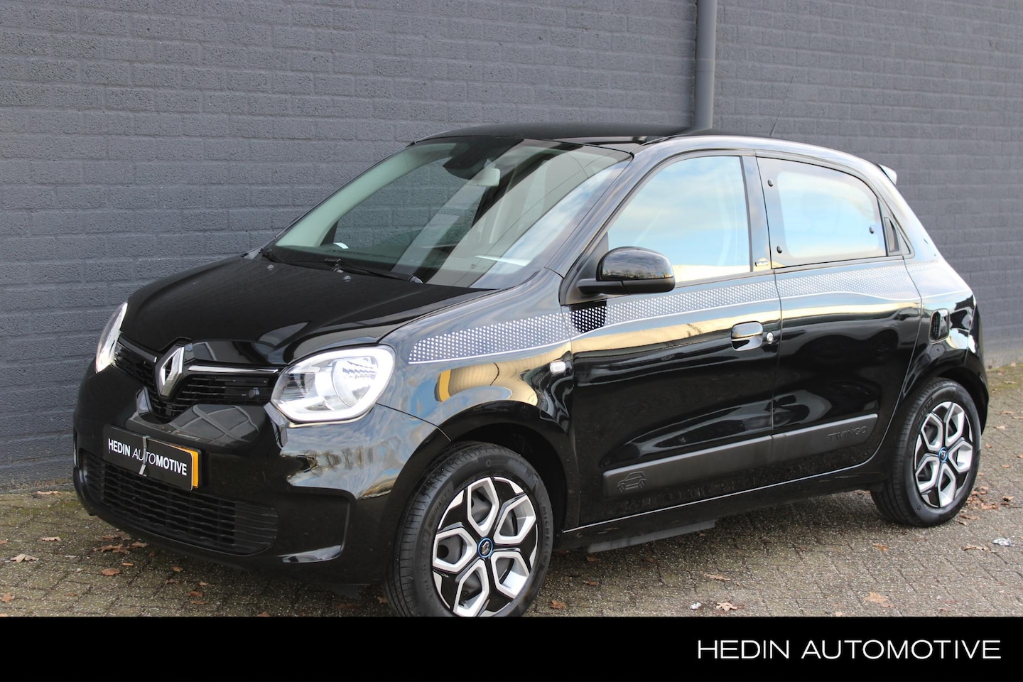 Renault Twingo Z.E. - R80 Collection NL-Auto | Automaat | Climate Controle | Radio-DAB-USB | Bluetooth | Navigat - AutoWereld.nl