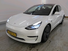 Tesla Model 3 - Long Range AWD 75 kWh SOH 87% Trekhaak Autopilot