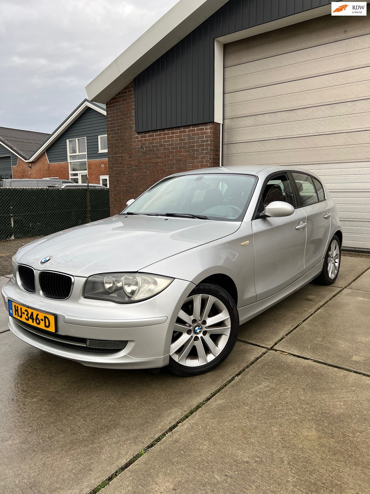 BMW 1-serie - 116i High Executive -LEES TEKST!- - AutoWereld.nl