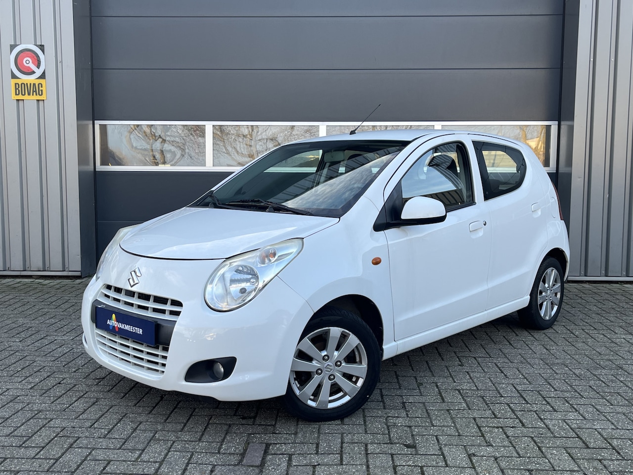 Suzuki Alto - 1.0 Comfort Plus | Nieuwe Koppeling | Airco | All season | 5-deurs - AutoWereld.nl