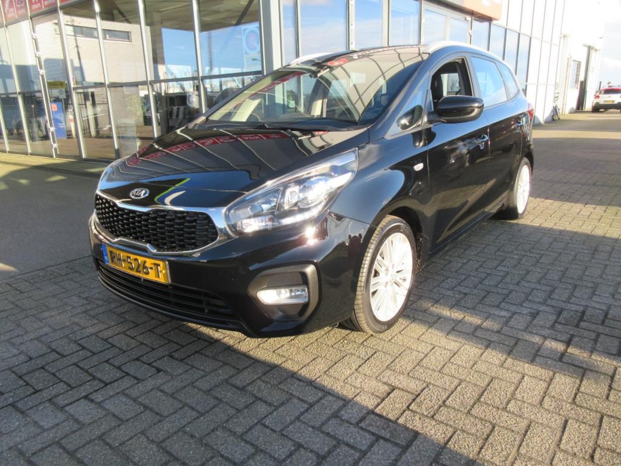 Kia Carens - 1.6 GDi First Edition 1.6 GDi First Edition - AutoWereld.nl