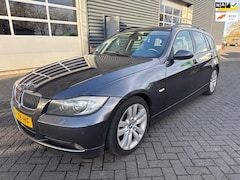 BMW 3-serie Touring - 325d High Executive