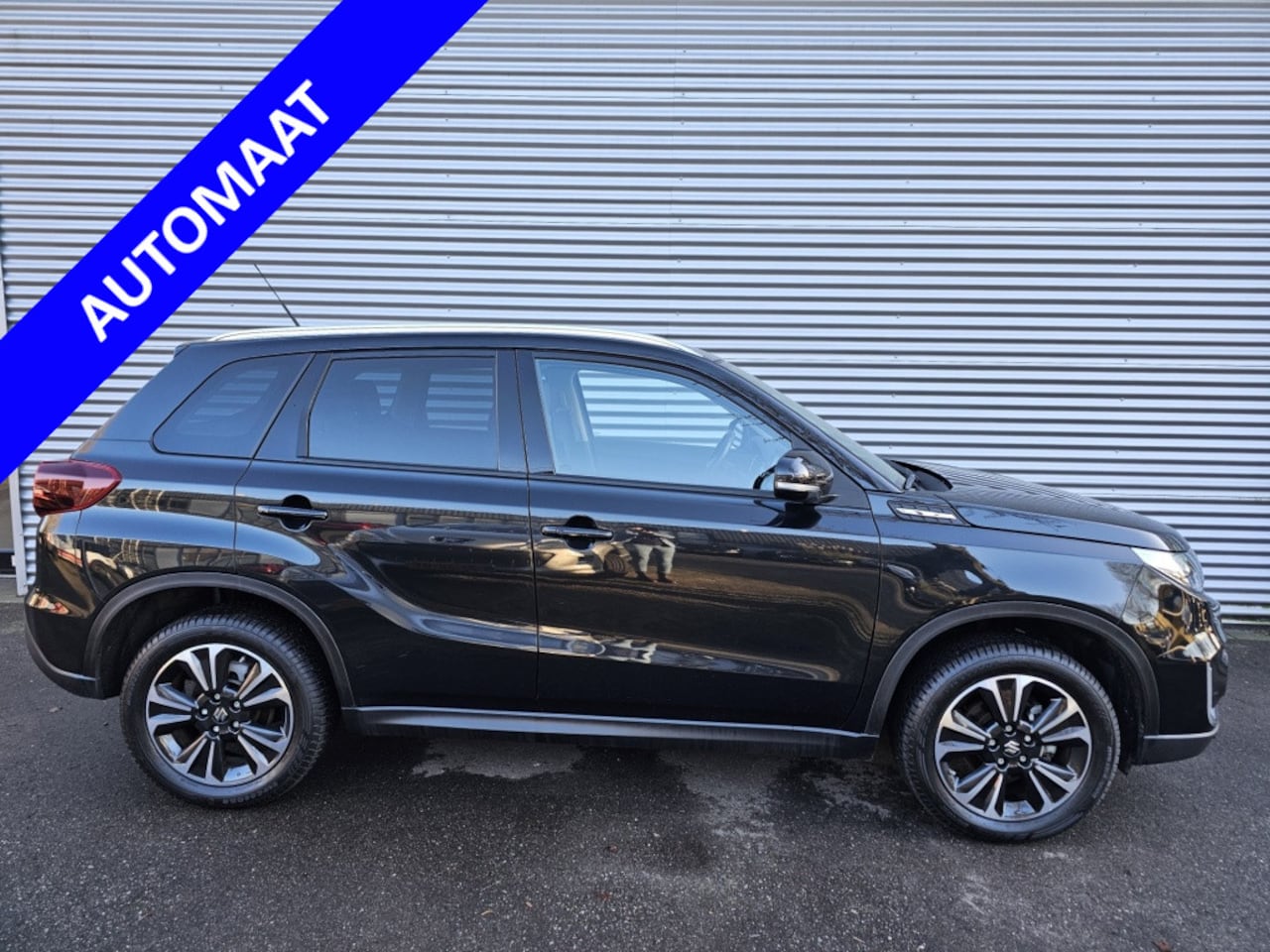 Suzuki Vitara - 1.5 Hybrid Style Trekhaak Panoramadak - AutoWereld.nl