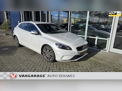 Volvo V40 - 2.0 D2 R-Design Business |NAP |Euro 6 | Leder/Alcantara |Cruise |