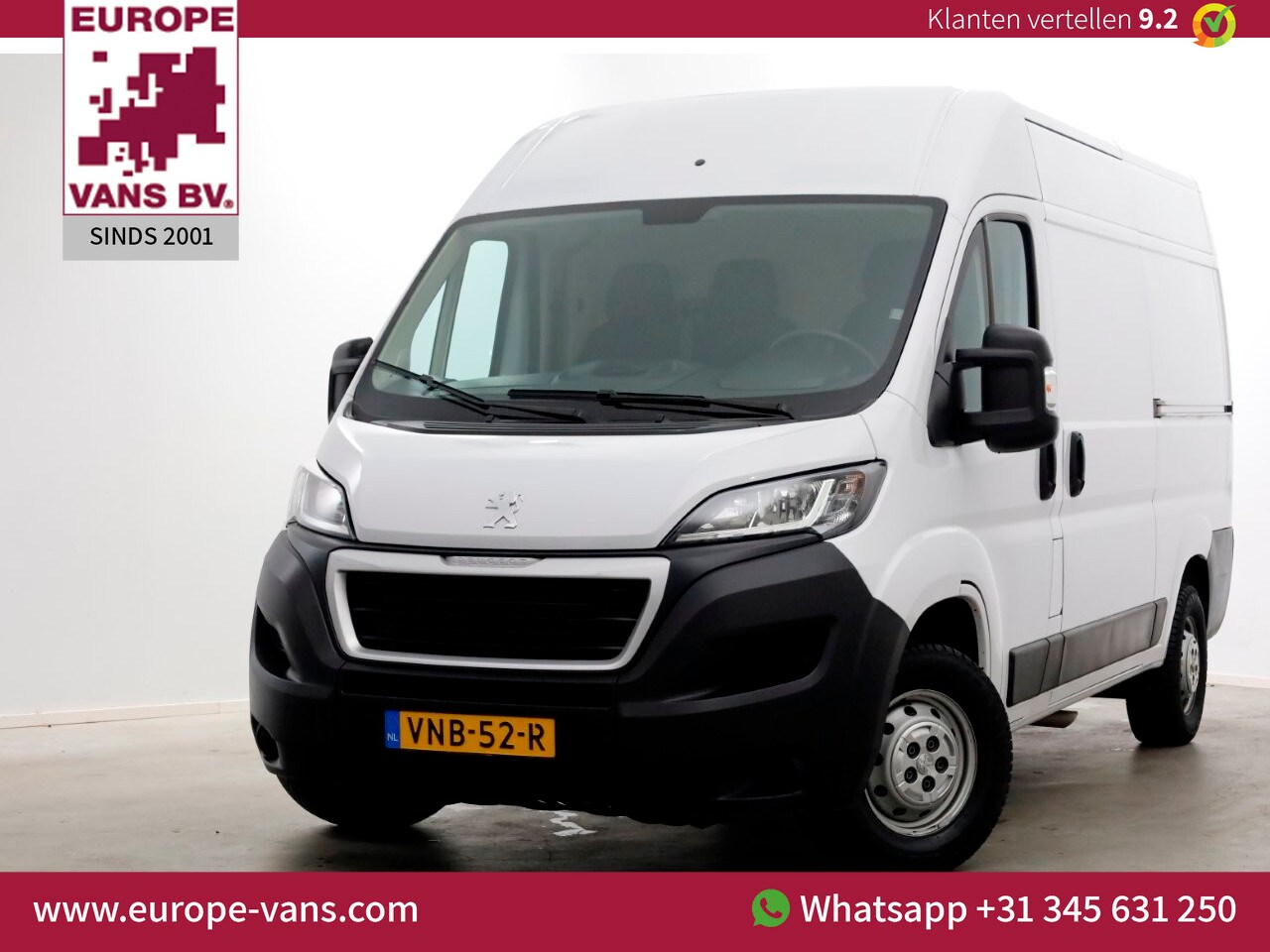 Peugeot Boxer - 2.2 BlueHDi 120pk L2H2 Premium 2x Schuifdeur/Navi/Camera 12-2021 - AutoWereld.nl