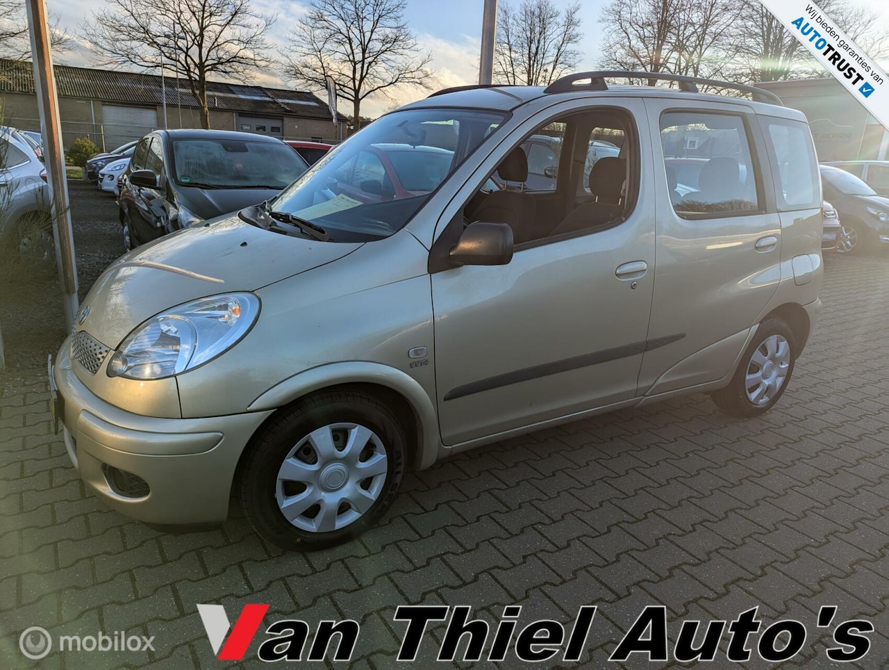 Toyota Yaris Verso - 1.3 VVT-i Sol AUTOMAAT airco - AutoWereld.nl