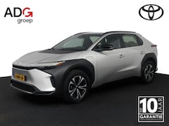 Toyota bZ4X - Active 71 kWh | Climate control | Nieuw geleverd | Trekhaak