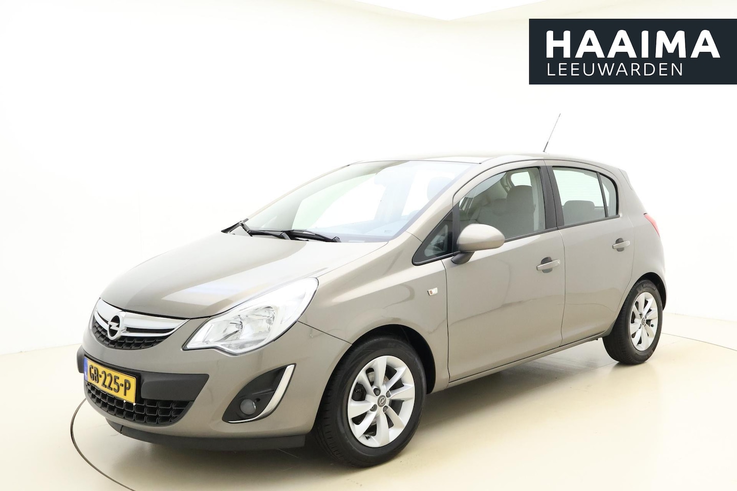 Opel Corsa - 1.4-16V Berlin | Airco | Trekhaak | Lichtmetalen velgen | Cruise control | Mistlampen voor - AutoWereld.nl