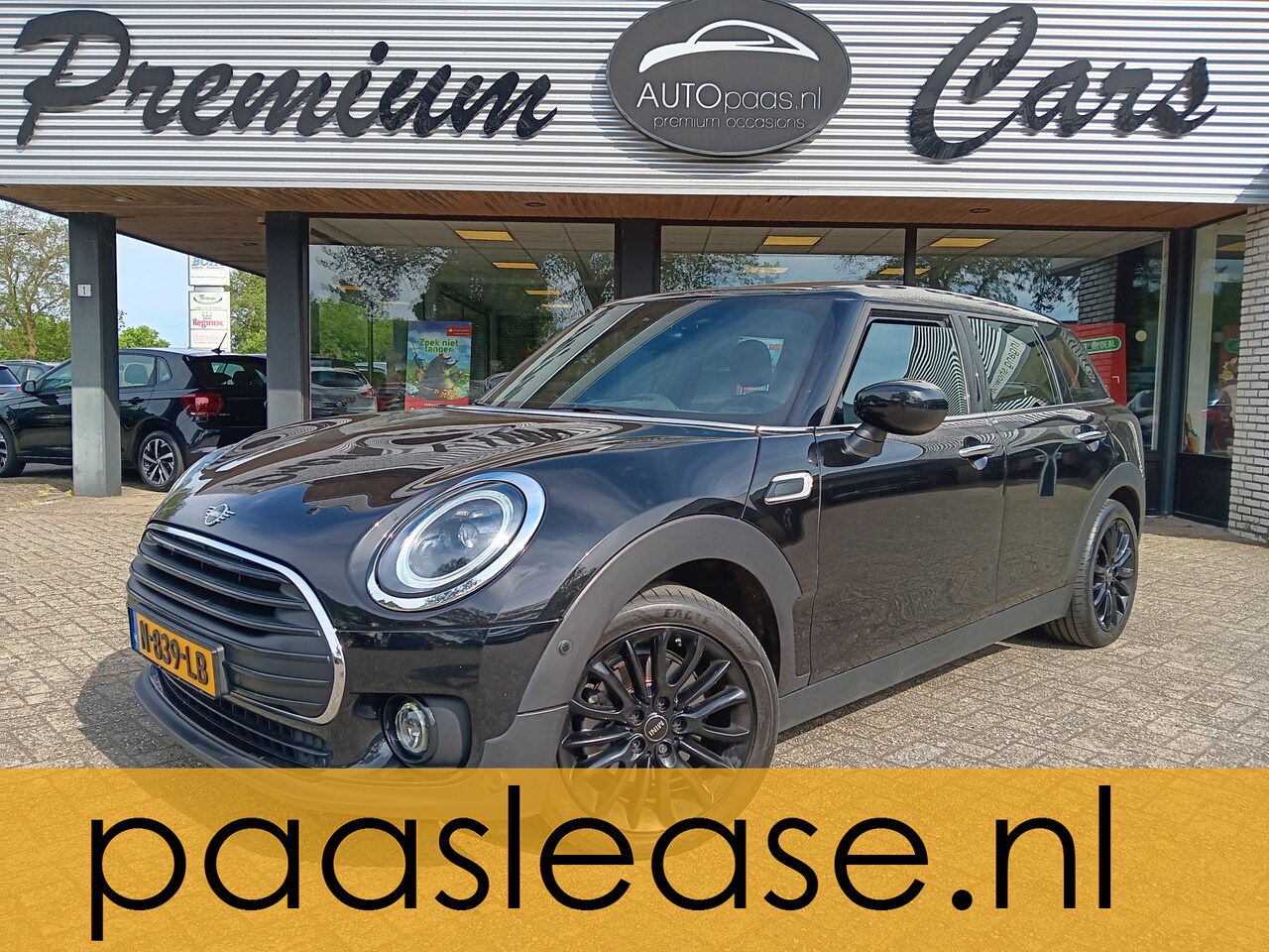 MINI Clubman - 1.5 Cooper Business Edition Mini 1.5 Cooper Business Edition,Alle opties,adaptive cr,pano,leer,camera! Zeer mooi - AutoWereld.nl