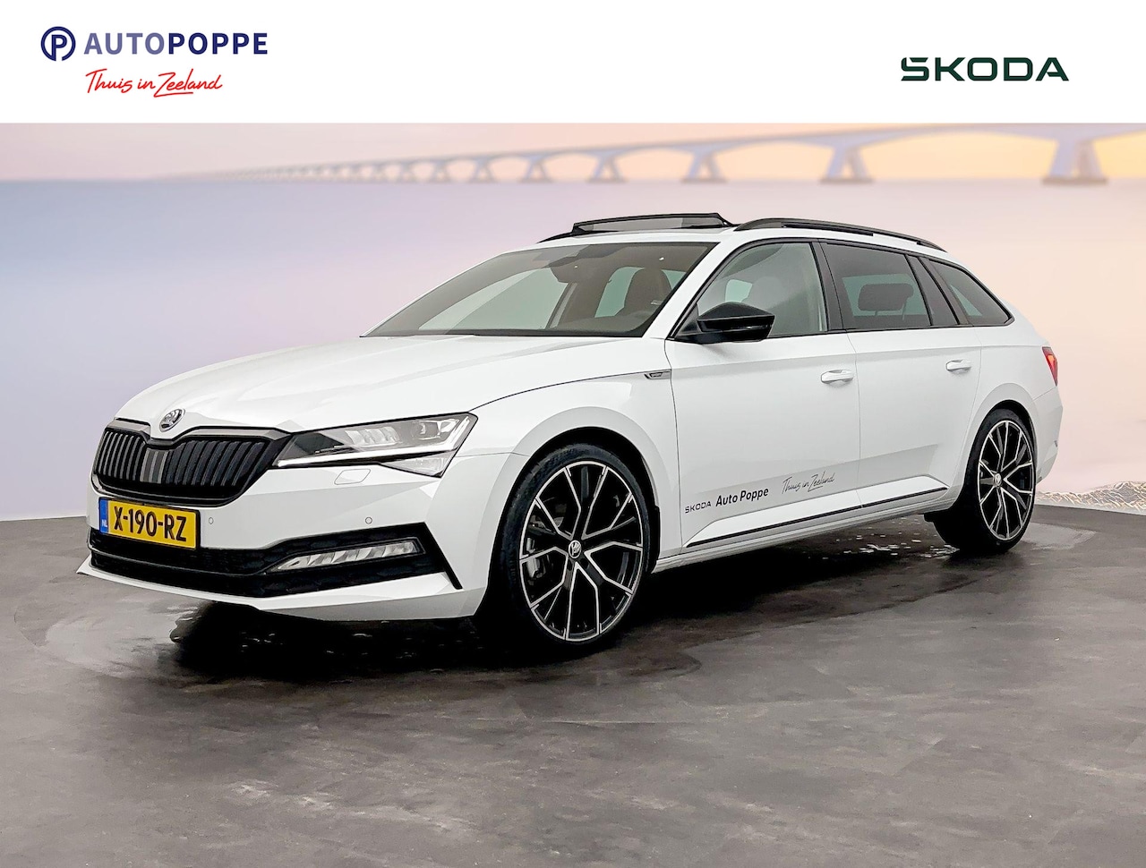 Skoda Superb Combi - 1.5 TSI ACT Sportline Business DSG7 150pk Panoramadak - 20 inch - Trekhaak - AutoWereld.nl