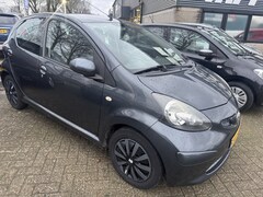 Toyota Aygo - 1.0-12V