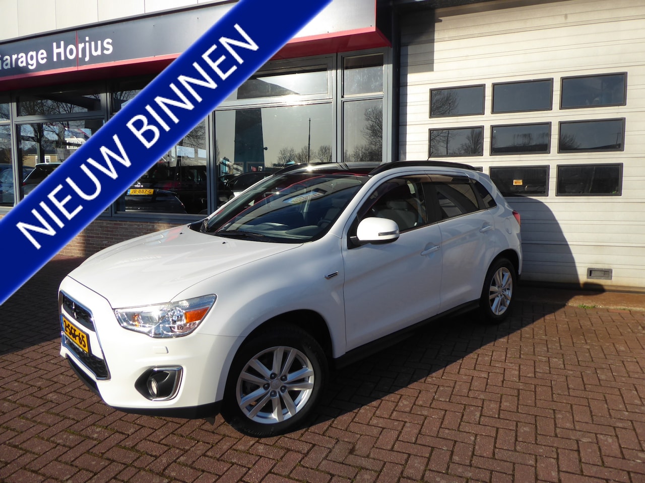 Mitsubishi ASX - 1.6 Cleartec Intense 1.6 Cleartec Intense, sept 2013 NAVI, PANODAK, TREKH, AIRCO, CRUISE, NW.STAAT!! - AutoWereld.nl