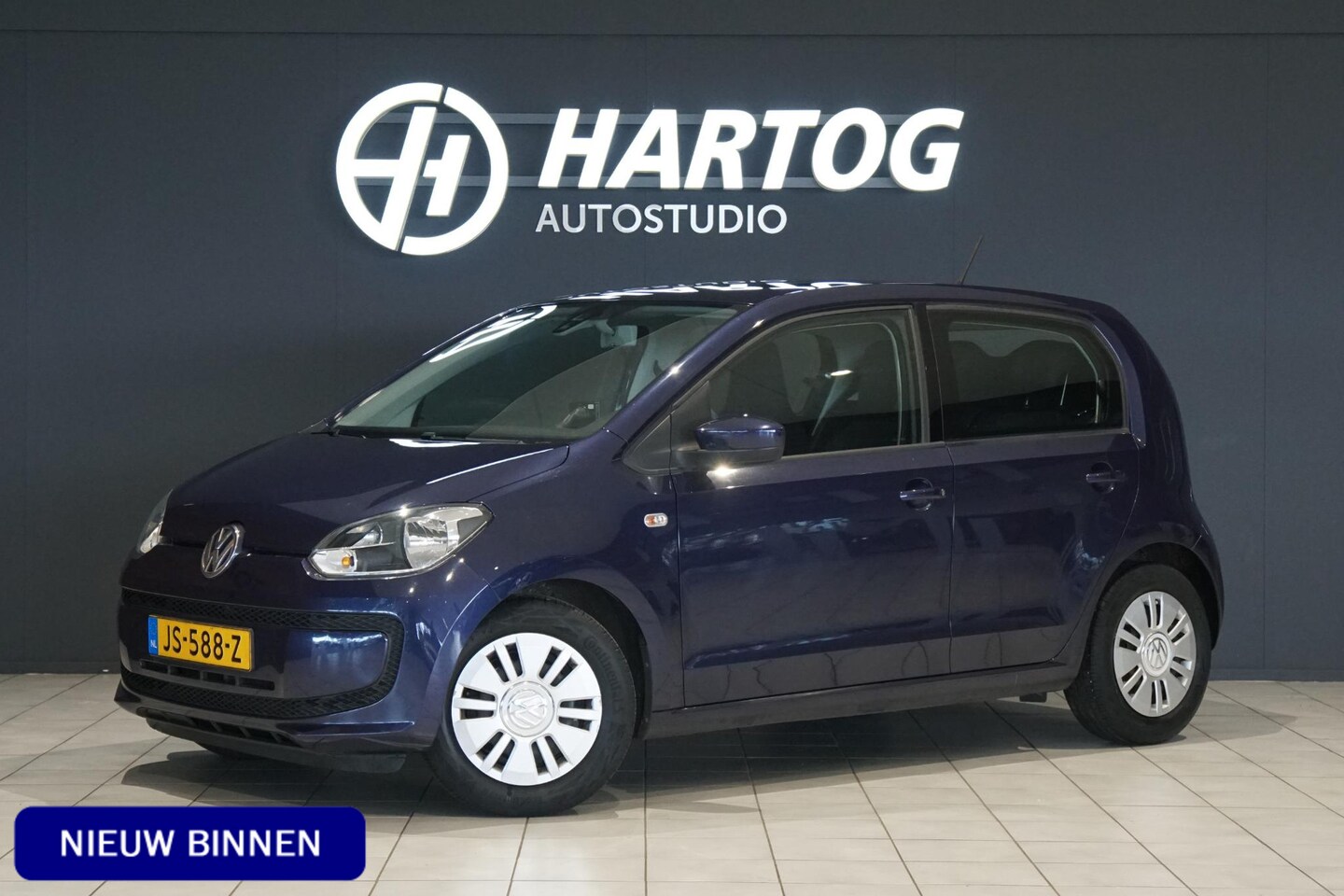 Volkswagen Up! - 1.0 move up! BlueMotion 5D + NAVIGATIE / AIRCO - AutoWereld.nl