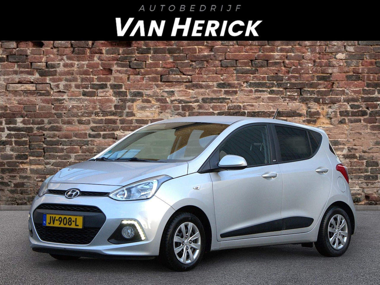 Hyundai i10 - 1.0i i-Motion Go! | Cruise | Navi | Clima | NAP - AutoWereld.nl