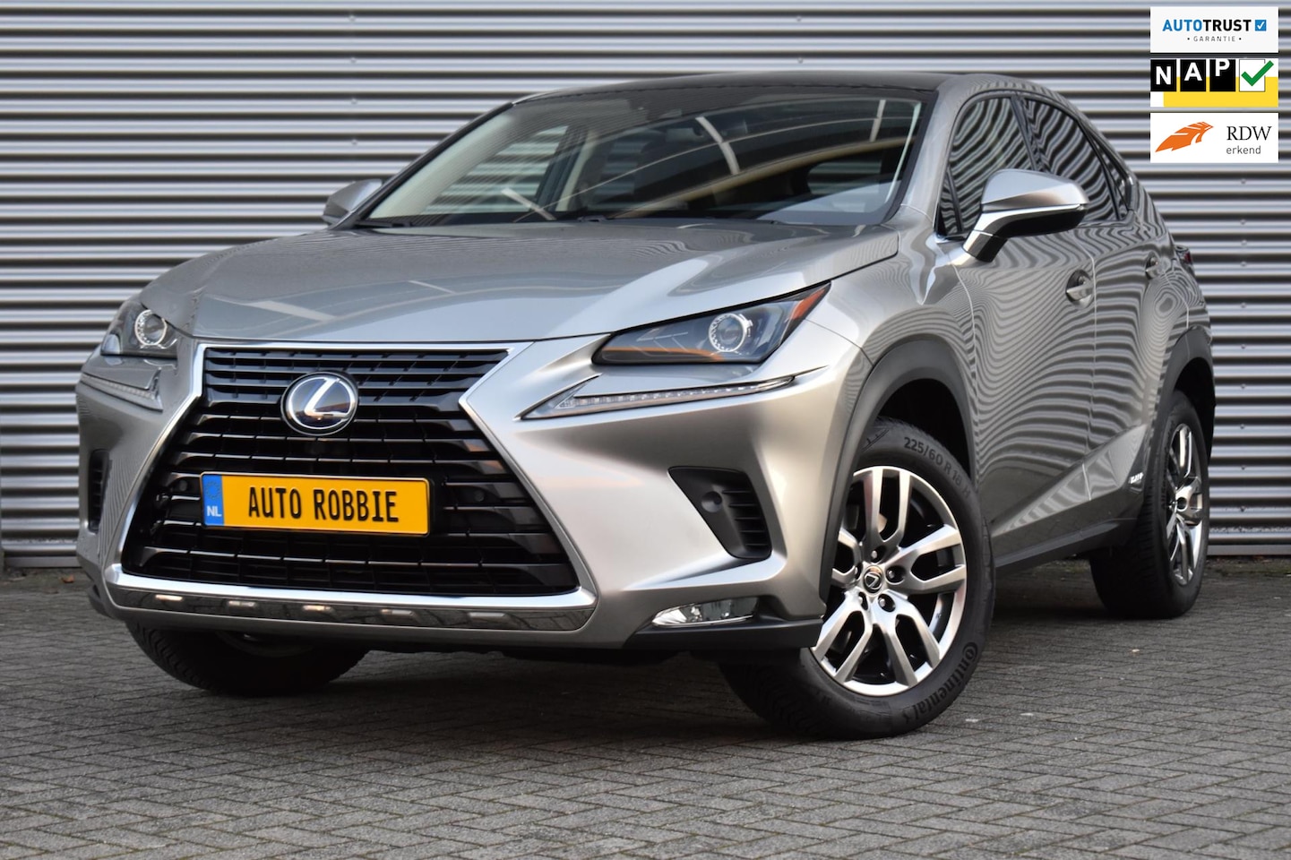 Lexus NX - 300h AWD 300H AWD, Navi, Leder, Panoramadak, Camera. - AutoWereld.nl