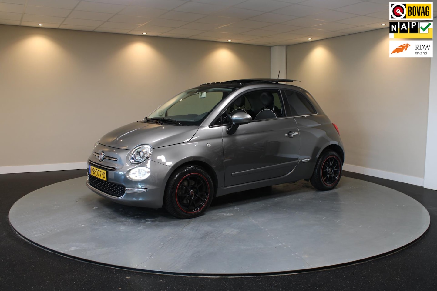 Fiat 500 - 0.9 TwinAir Turbo Lounge *Open dak|Navi|Cruise|All-seasons - AutoWereld.nl