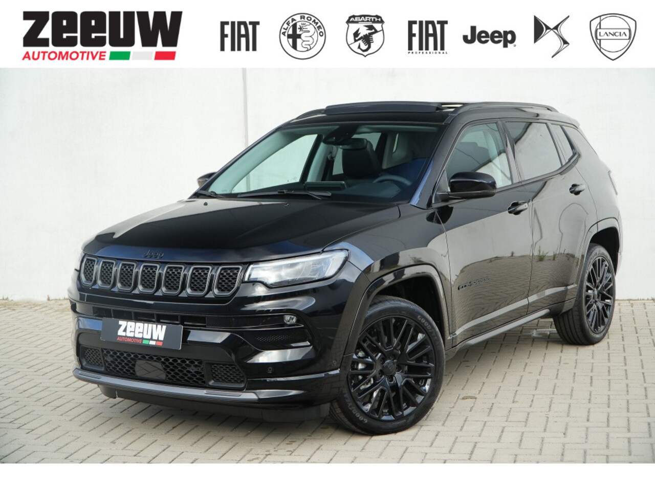 Jeep Compass - 1.5T 130 PK e-Hybrid S | Leder | Pano | Camera | 19" - AutoWereld.nl