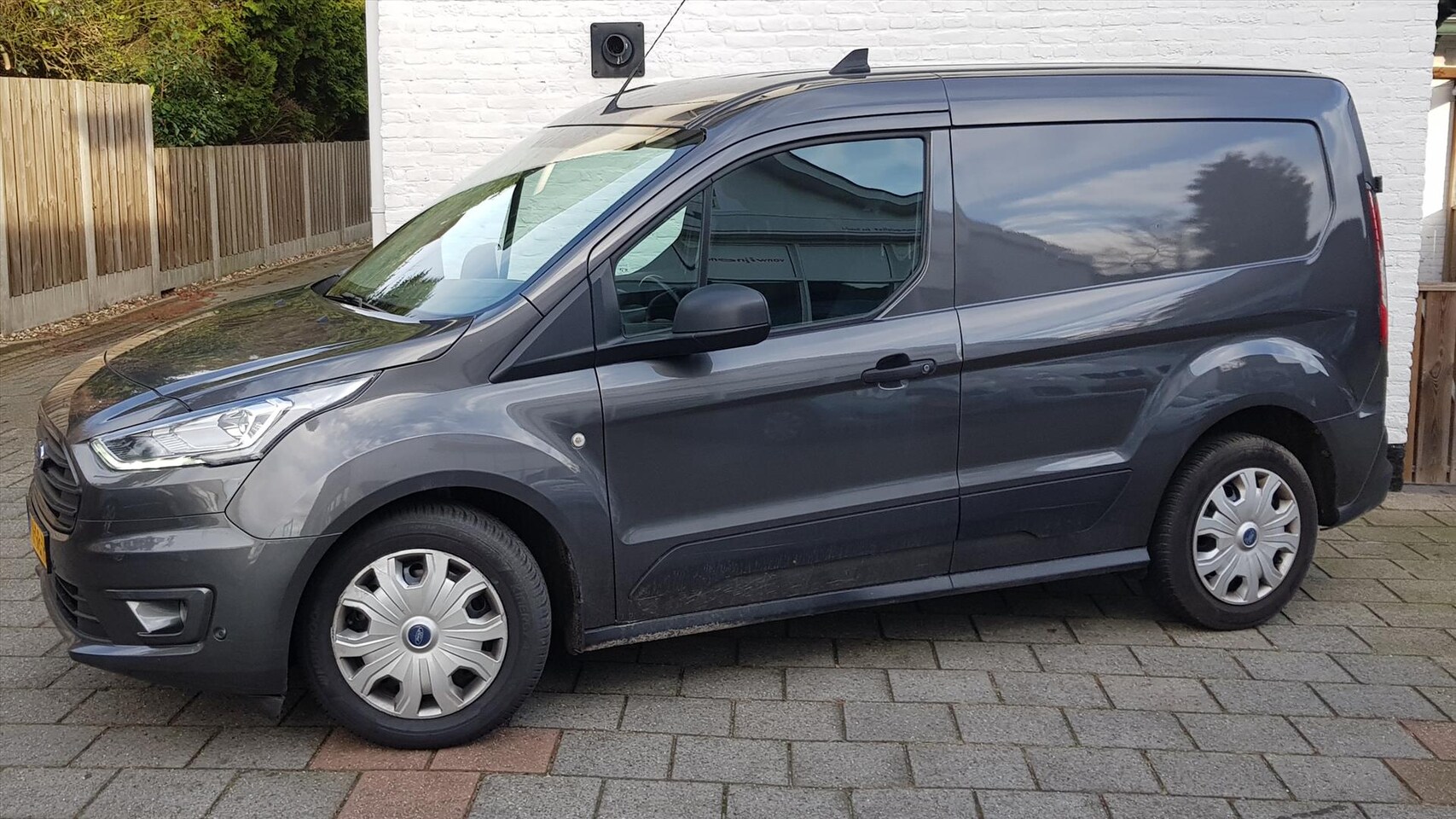 Ford Transit Connect - 220 L1 1.5 TDCI 75pk High Payload Ambiente - AutoWereld.nl