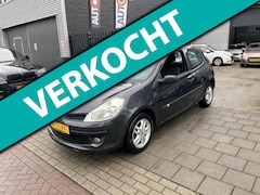 Renault Clio - 1.2-16V Expression 1e Eigenaar Trekhaak Airco NAP APK