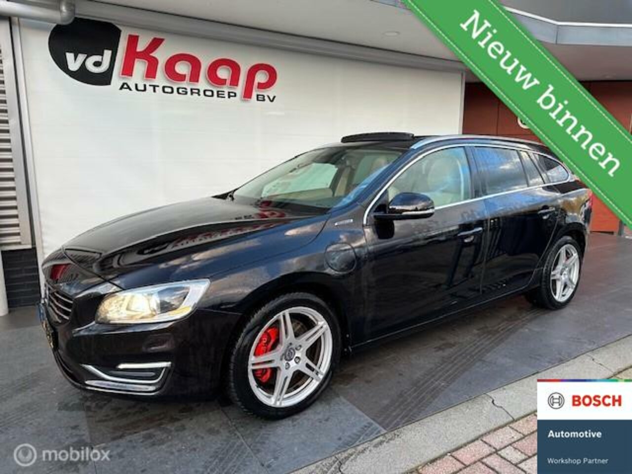 Volvo V60 - 2.4 D6 AWD Plug-In Hybrid Summum 2.4 D6 AWD Plug-In Hybrid Summum - AutoWereld.nl