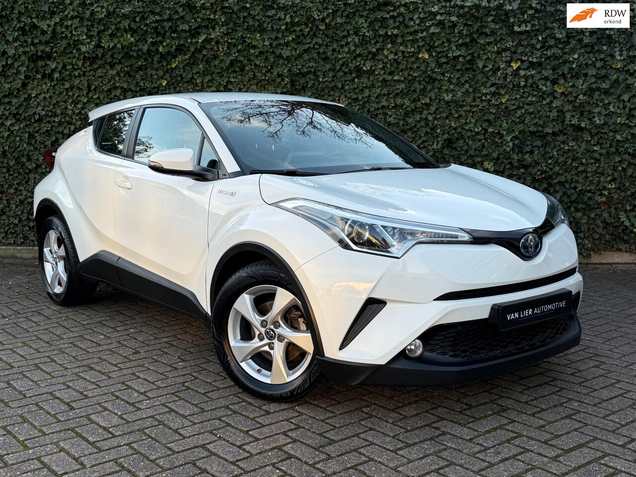 Toyota C-HR - 1.8 Hybrid | Camera | Navi | Cruise | DAB - AutoWereld.nl