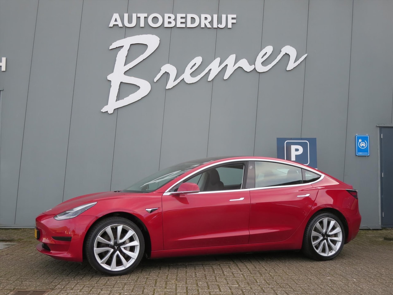 Tesla Model 3 - TREKHAAK - AutoWereld.nl