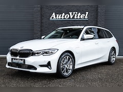 BMW 3-serie Touring - 330e | Panodak | Live Cockpit Pro | Sportstoelen | Adaptive Cruise