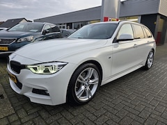 BMW 3-serie Touring - 318i M Sport Edition / Stoelverwarming / LED / PDC