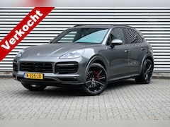 Porsche Cayenne - 3.0 E-Hybrid | Achterasbesturing | ACC | Softclose | Sportuitlaten | Massagestoelen | Luch