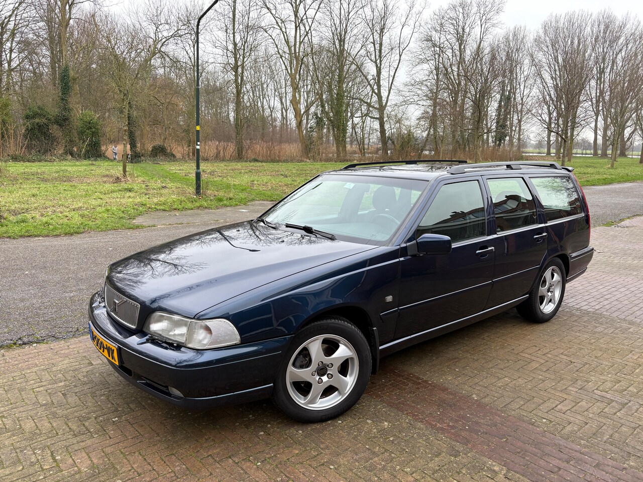 Volvo V70 - 2.4 Europa 2.4 20V 170pk - AutoWereld.nl