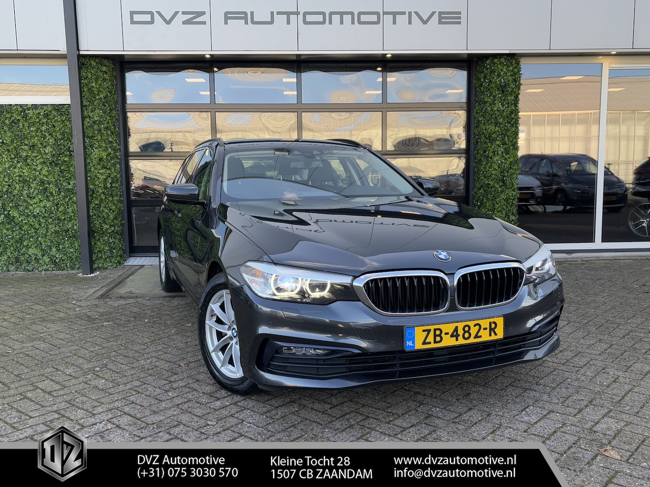 BMW 5-serie Touring - 520i High Executive | Sportline | Carplay | Camera - AutoWereld.nl