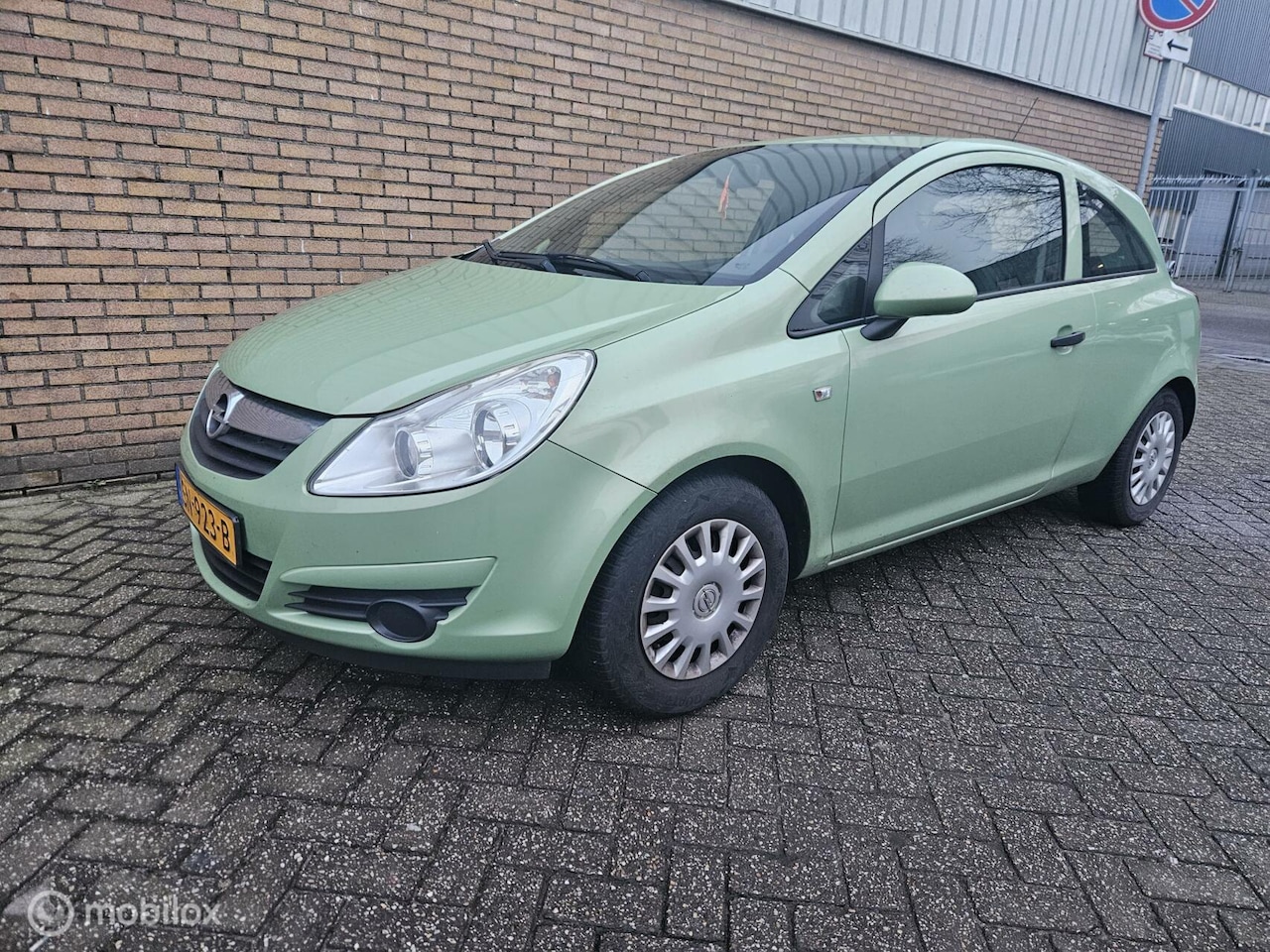 Opel Corsa - 1.2-16V | APK | 2de Eigen.nr | Airco | EUR 4 - AutoWereld.nl