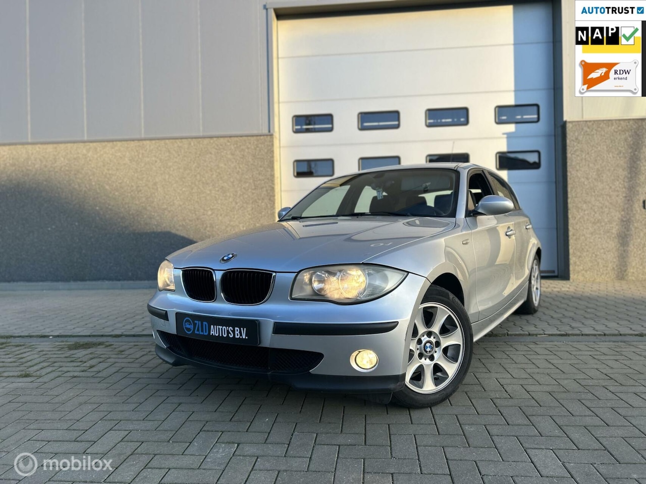 BMW 1-serie - 116i/APK/AIRCO/STOELVERWARMING/ - AutoWereld.nl