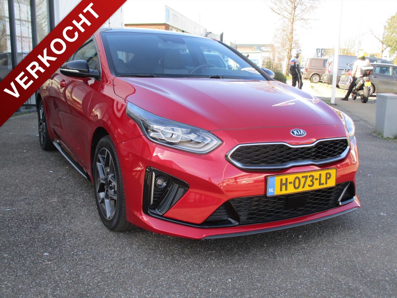 Kia Pro cee'd - 1.4 T-GDi GT-Line Panoramadak Trekhaak - AutoWereld.nl