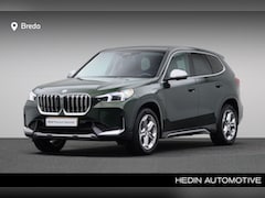 BMW X1 - xDrive25e | xLine | Comfort Access | Sportstoelen | Schuif-/ Panoramadak | Parking Assista