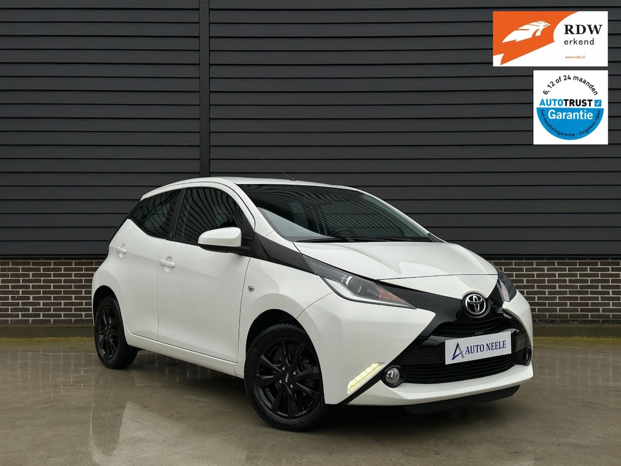 Toyota Aygo - 1.0 VVT-i x-cite Dealeronderh. LM Velgen - AutoWereld.nl