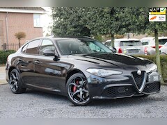 Alfa Romeo Giulia - 2.0 T AWD Veloce 280 PK Aut. Leder Harman Kardon Keyless Camera 19''