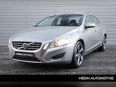 Volvo S60 - T3 Momentum | NAV | PDC V/A | 18 inch | Parkeercamera |