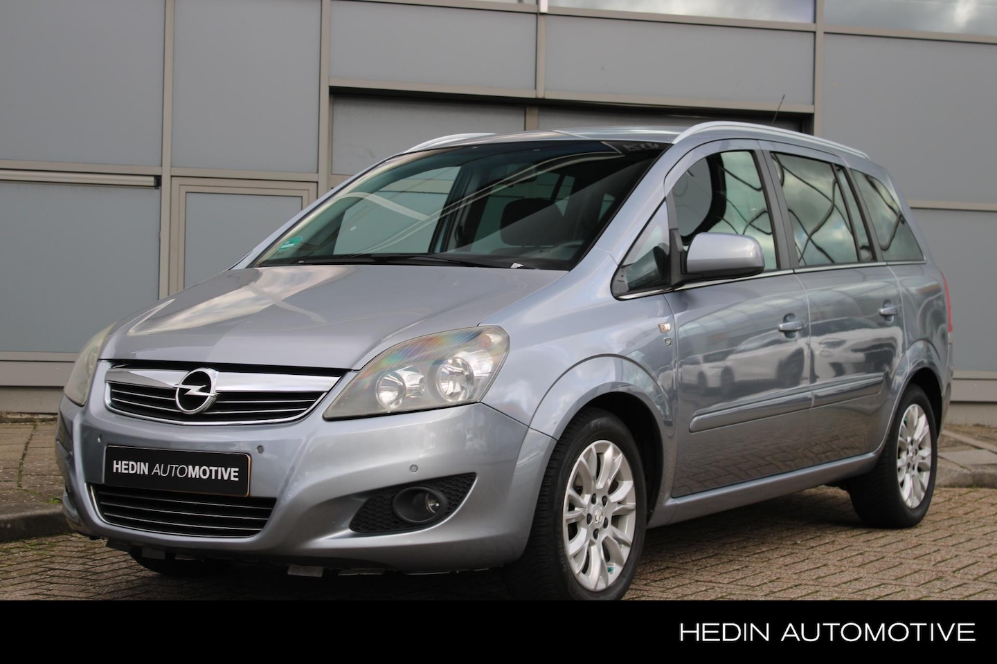 Opel Zafira - 1.8 111 years Edition 1.8 111 years Edition - AutoWereld.nl