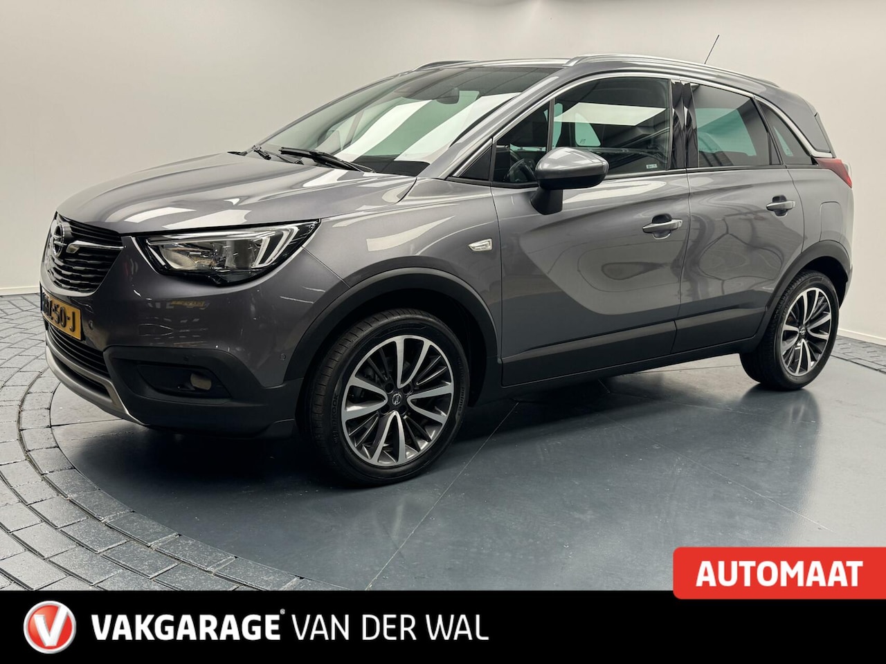 Opel Crossland X - 1.2i Turbo Innovation Automaat-Navigatie-Trekhaak-Cr.contr-Clima-Camera-Lm17''velgen-Parke - AutoWereld.nl