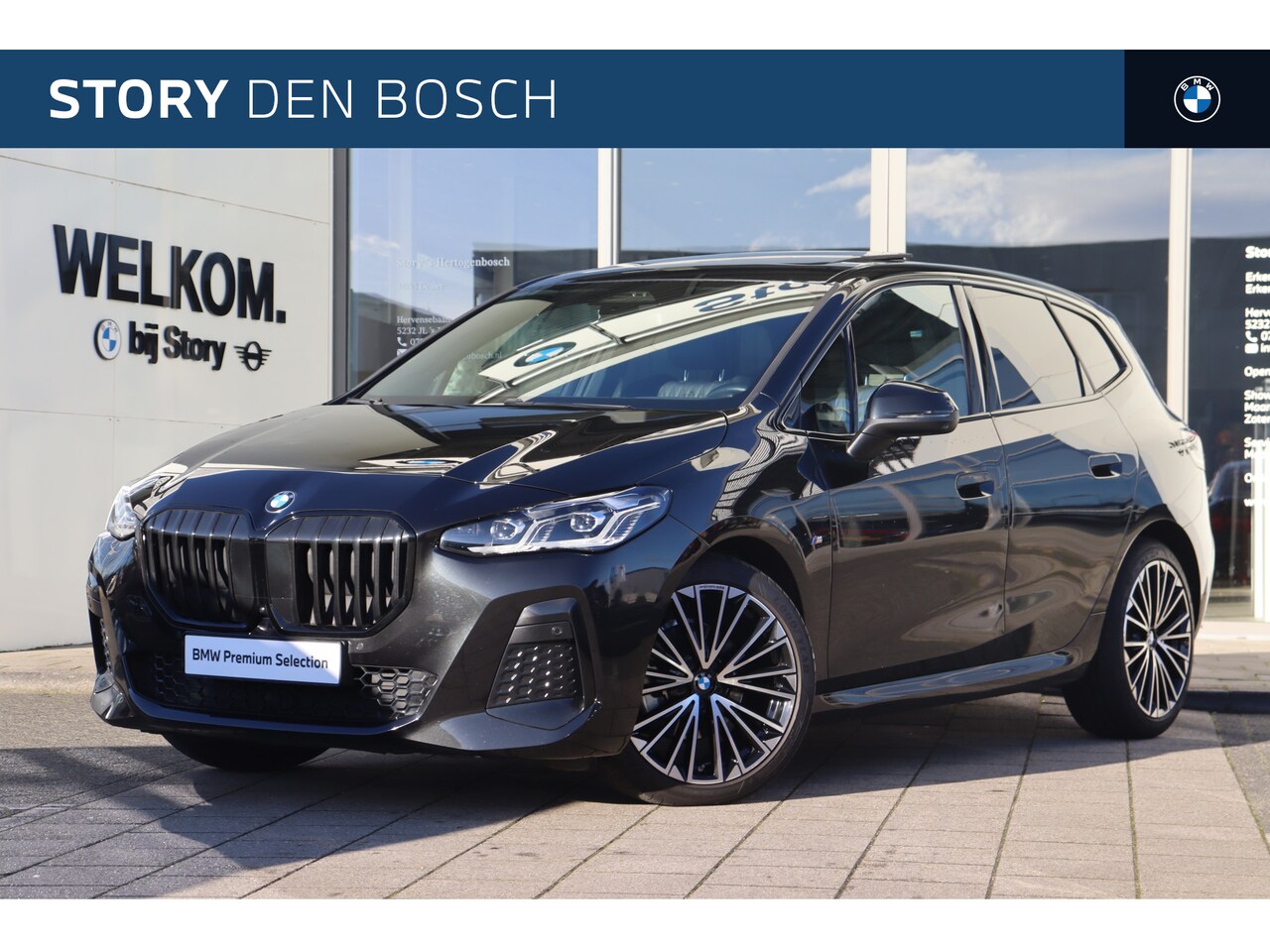 BMW 2-serie Active Tourer - 218i M Sport Automaat / Panoramadak / Sportstoelen / Adaptieve LED / M Adaptief onderstel - AutoWereld.nl