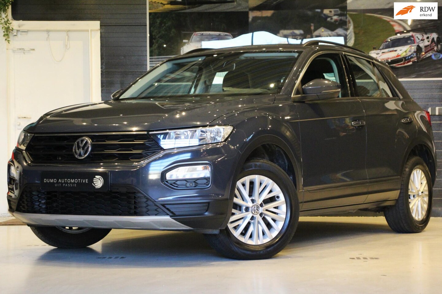 Volkswagen T-Roc - 1.5 TSI Sport - PDC+CAMERA + ACC + LANE ASS - DAB - CARPLAY - DISCPRO+ - BTW AUTO - 1E EIG - AutoWereld.nl