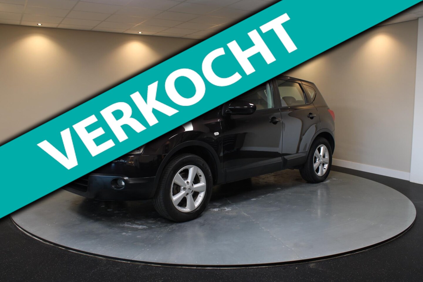 Nissan Qashqai - 1.6 Acenta *Panodak* Leer|Trekhaak|Cruise - AutoWereld.nl