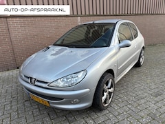 Peugeot 206 - 1.4 Gentry 3drs. Airco APK NAP