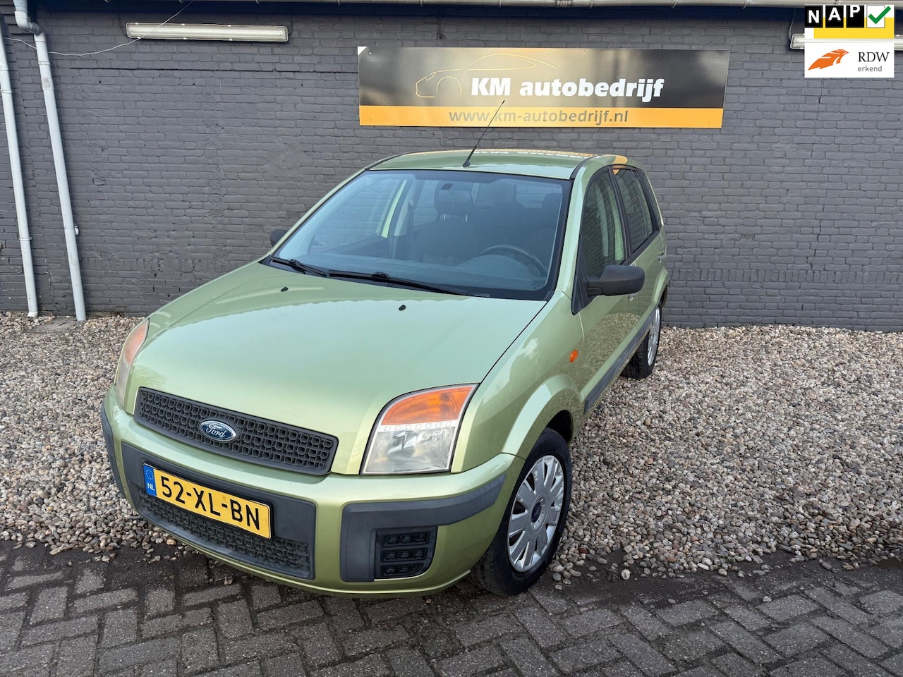 Ford Fusion - 1.4-16V Champion*Airco*LM* - AutoWereld.nl