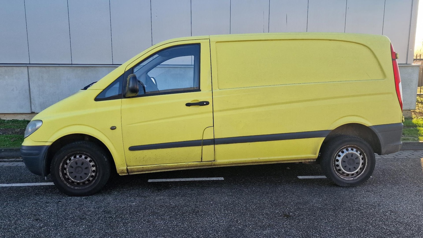 Mercedes-Benz Vito - 109 CDI 320 Lang Amigo 109 CDI 320 Lang Amigo - AutoWereld.nl